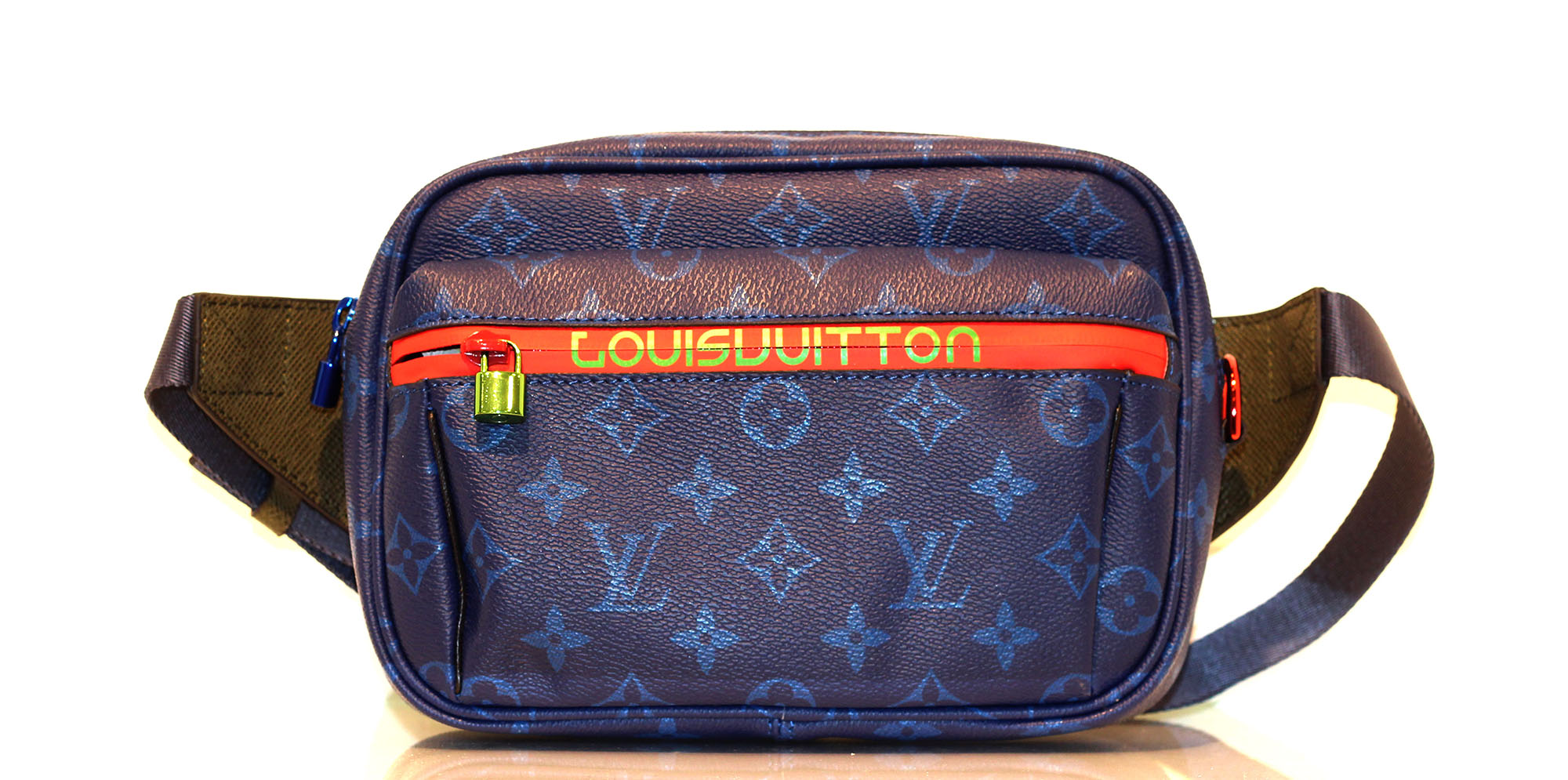 Louis Vuitton Outdoor Bumbag – Blue – Rn Atelier Luxury Clothing, Bags, Accessories